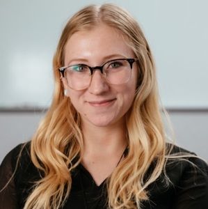 Meet your Posher, Abigail